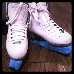 Riedell Ice Skates, Youth Size 1.5